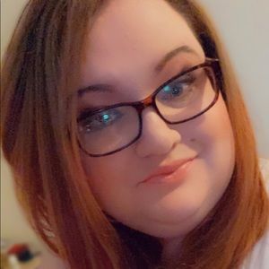 Meet your Posher, Romy